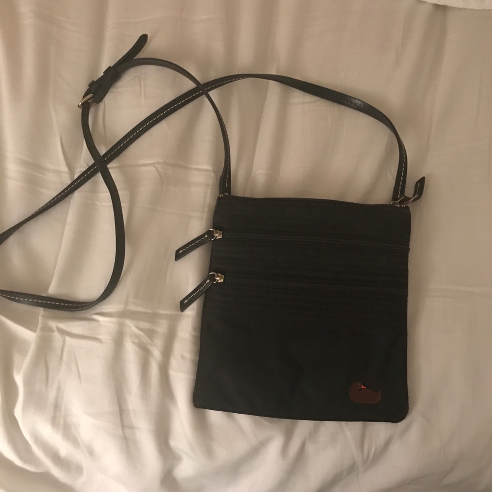 Dooney & Burke Crossbody Bag -- Black